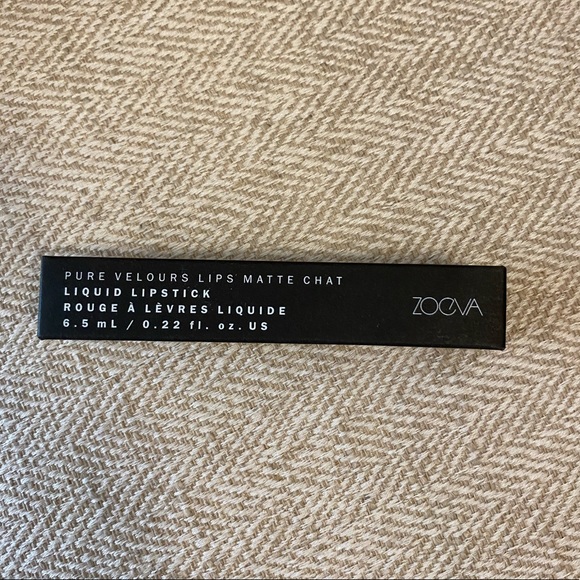 NEW ZOEVA Pure Velours Lips Matte Chat - Picture 3 of 4